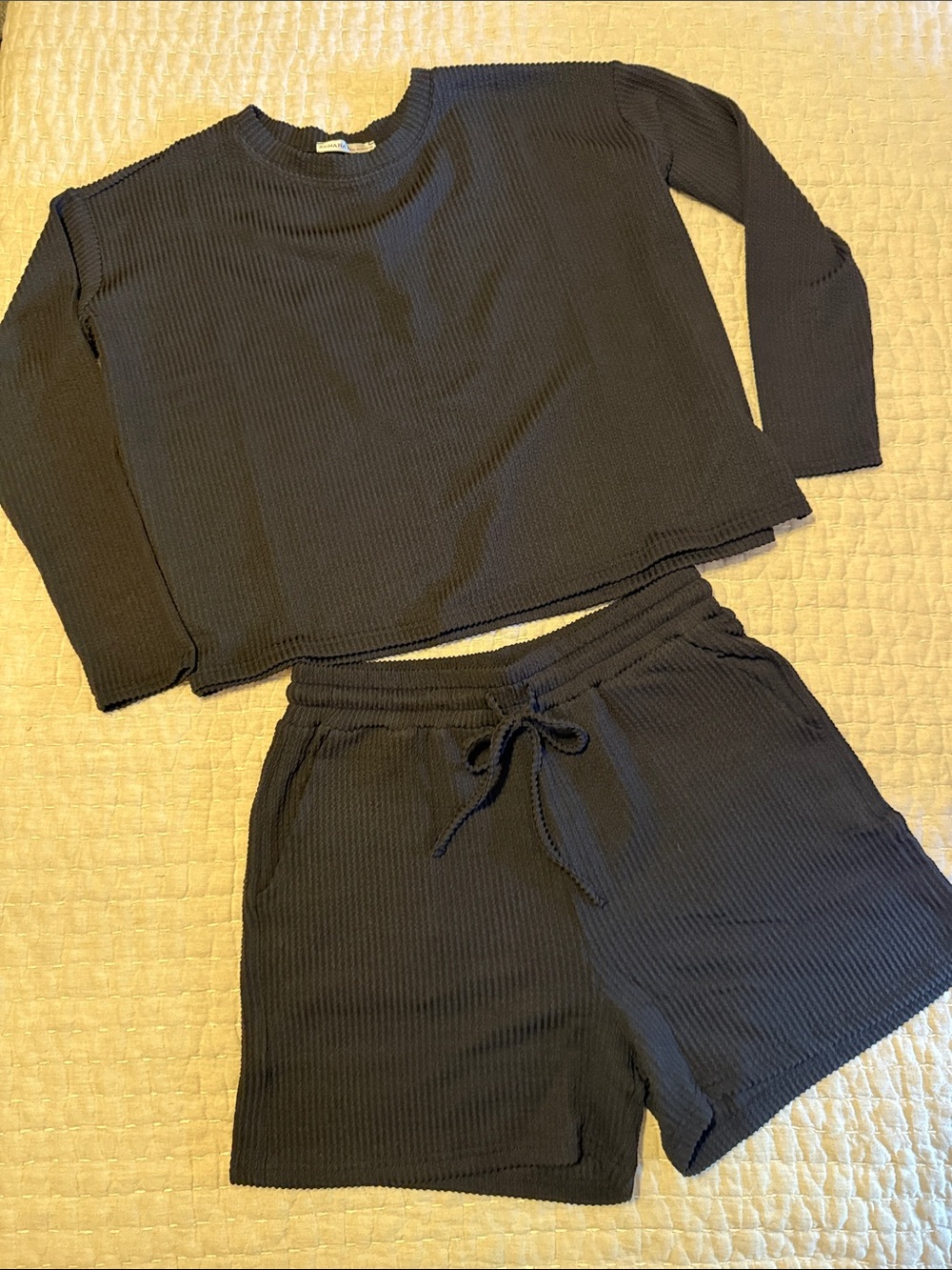 Zenana Outfitters Black Waffle Knit Lounge Set
